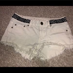 White American eagle shorts